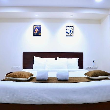 Kochi Reach Inn מראה חיצוני תמונה