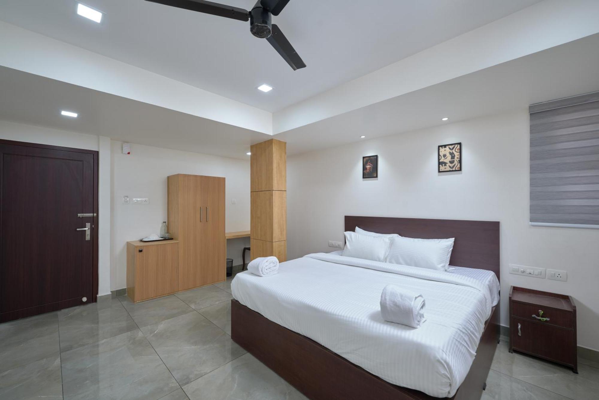 Kochi Reach Inn מראה חיצוני תמונה