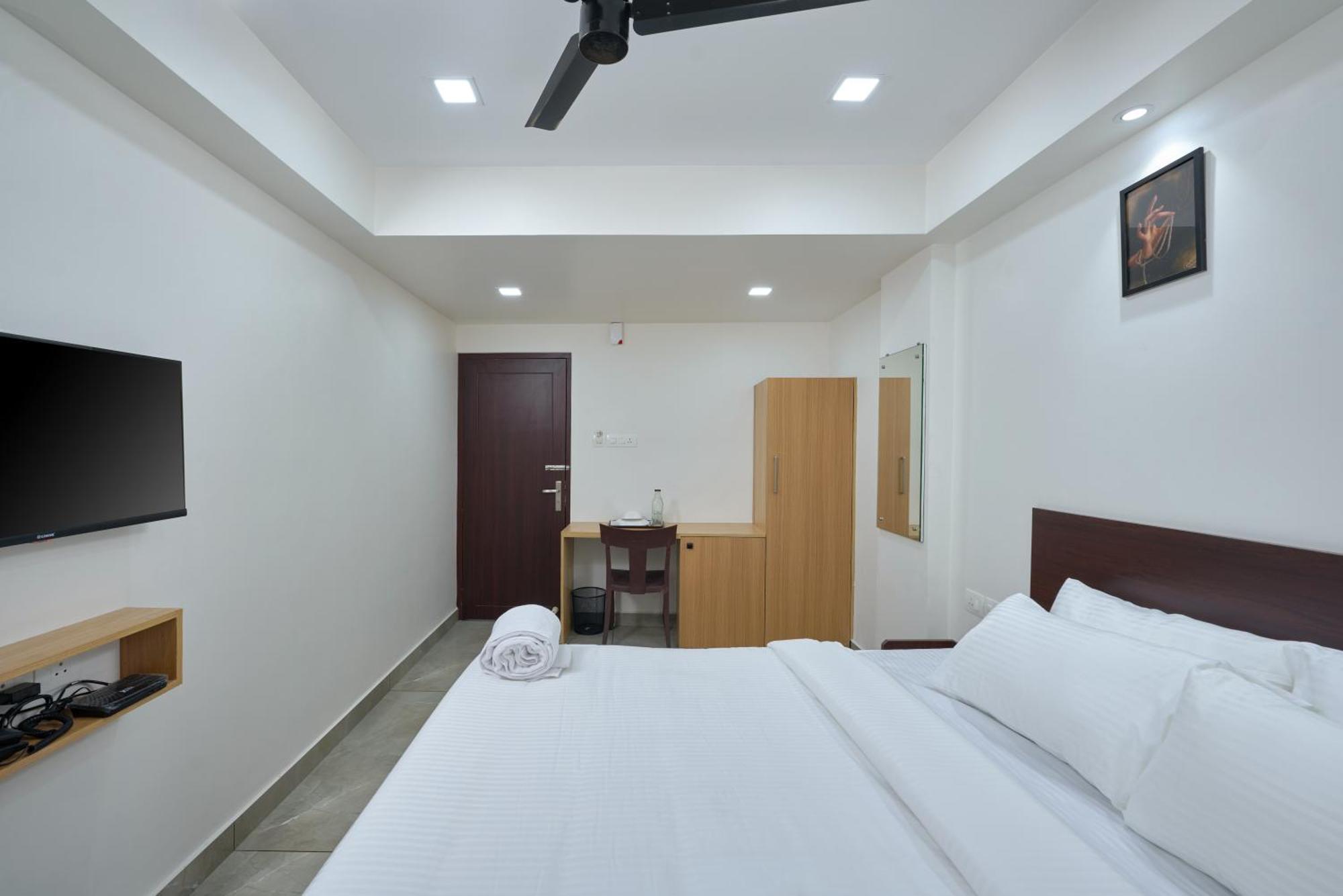 Kochi Reach Inn מראה חיצוני תמונה