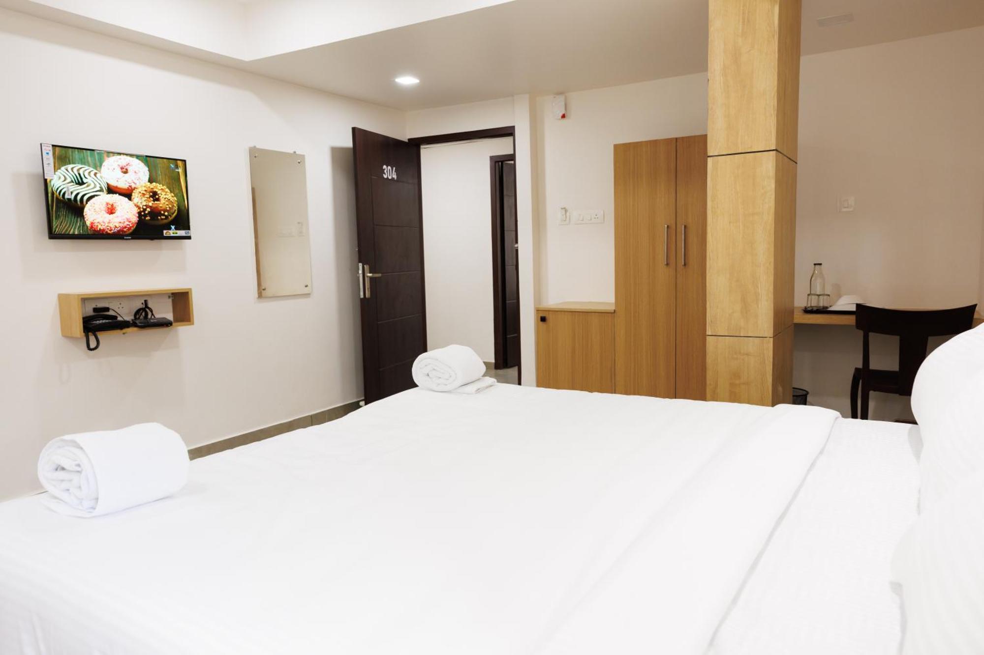 Kochi Reach Inn מראה חיצוני תמונה