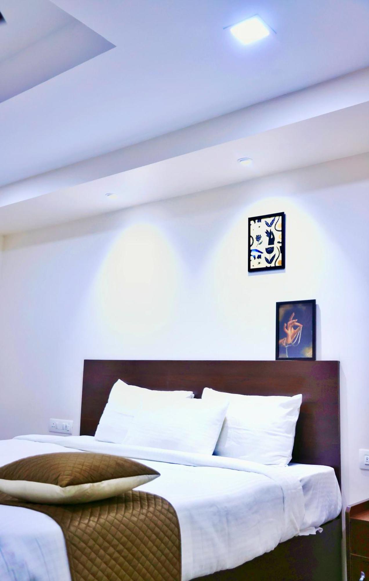 Kochi Reach Inn מראה חיצוני תמונה