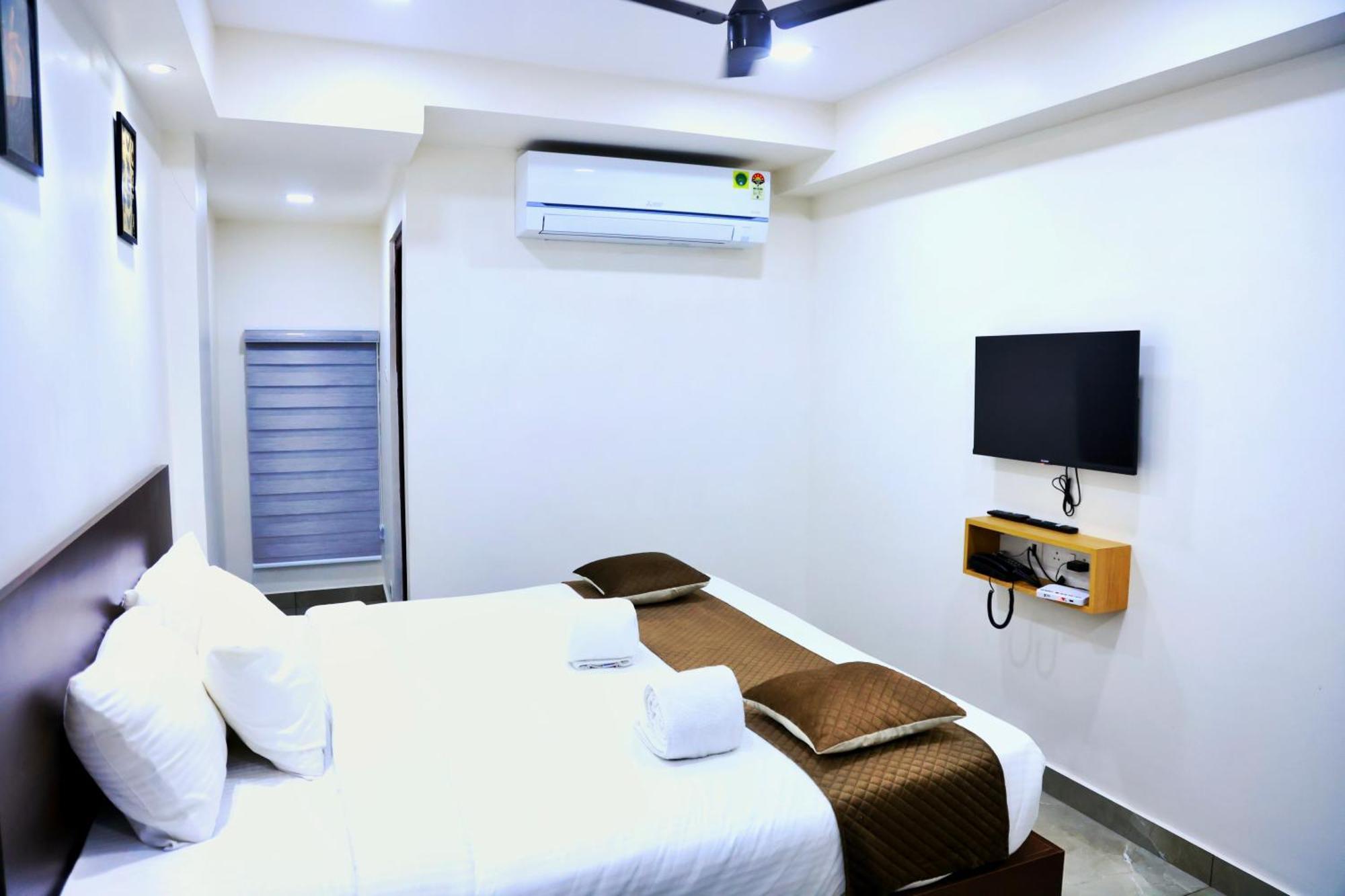 Kochi Reach Inn מראה חיצוני תמונה
