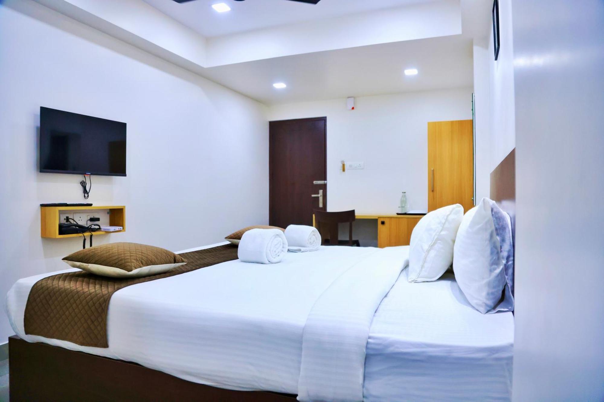 Kochi Reach Inn מראה חיצוני תמונה