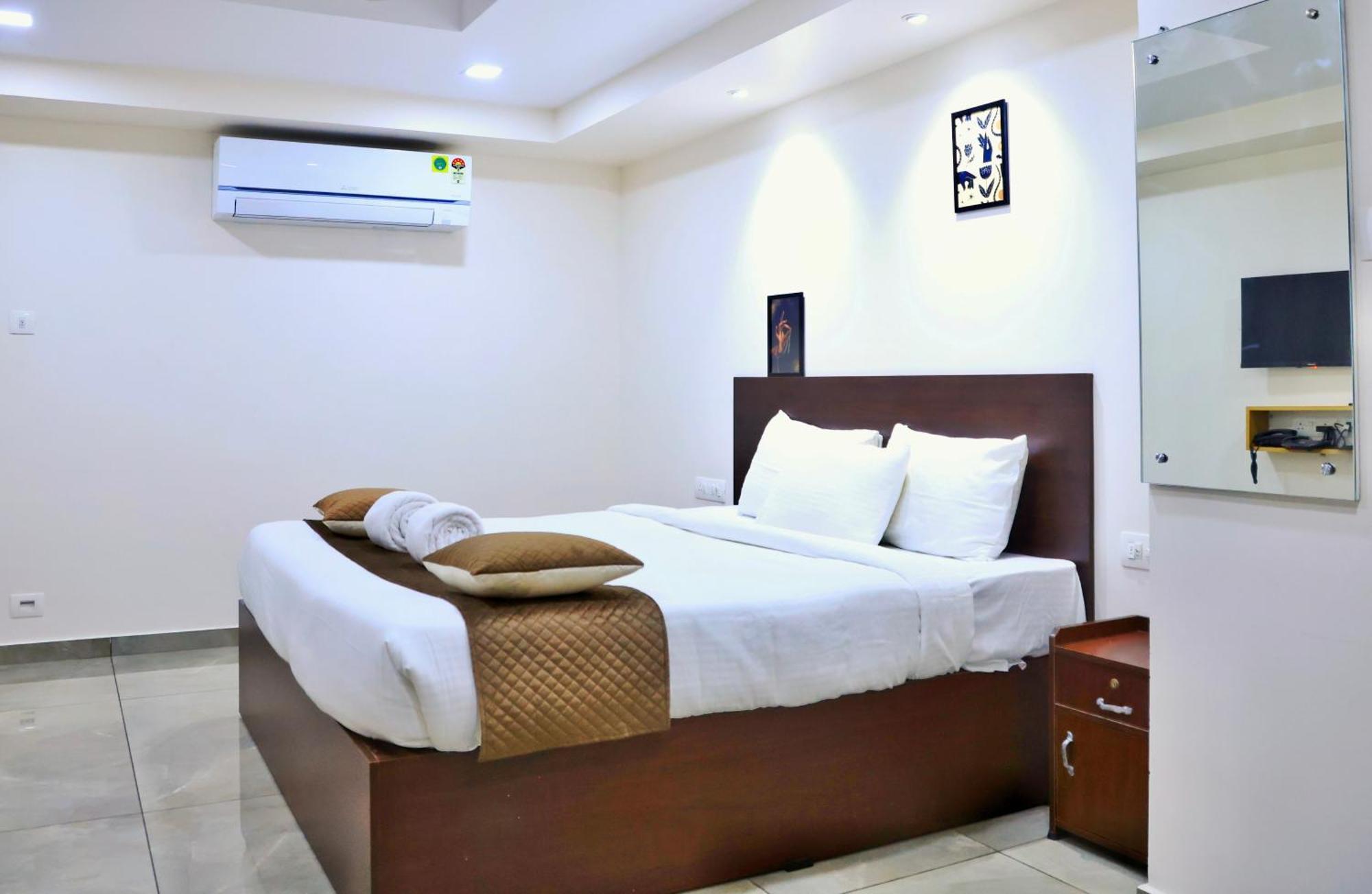 Kochi Reach Inn מראה חיצוני תמונה